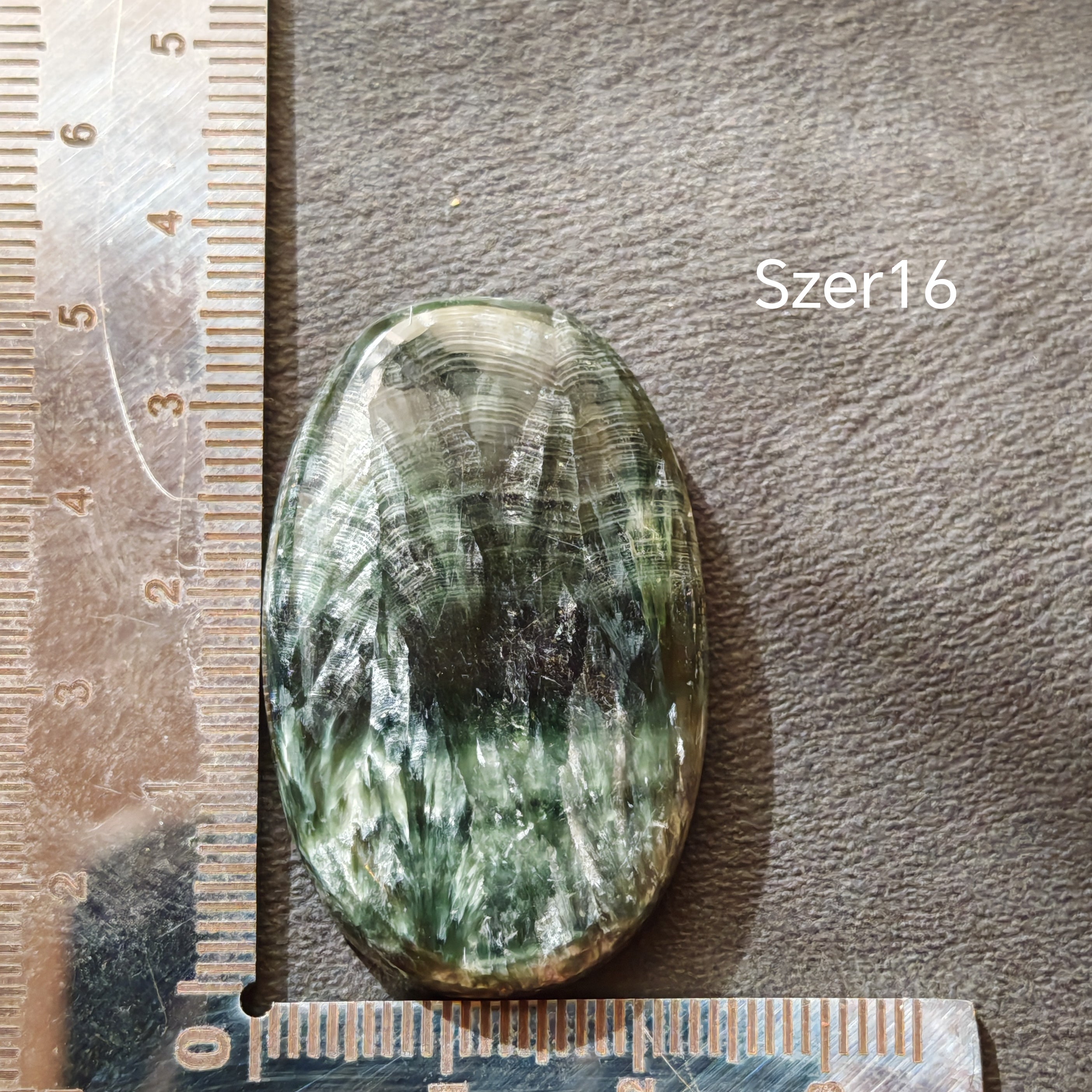 Seraphinite cabochon Szer16 – 9.96g, natural gemstone, YourCrystal
