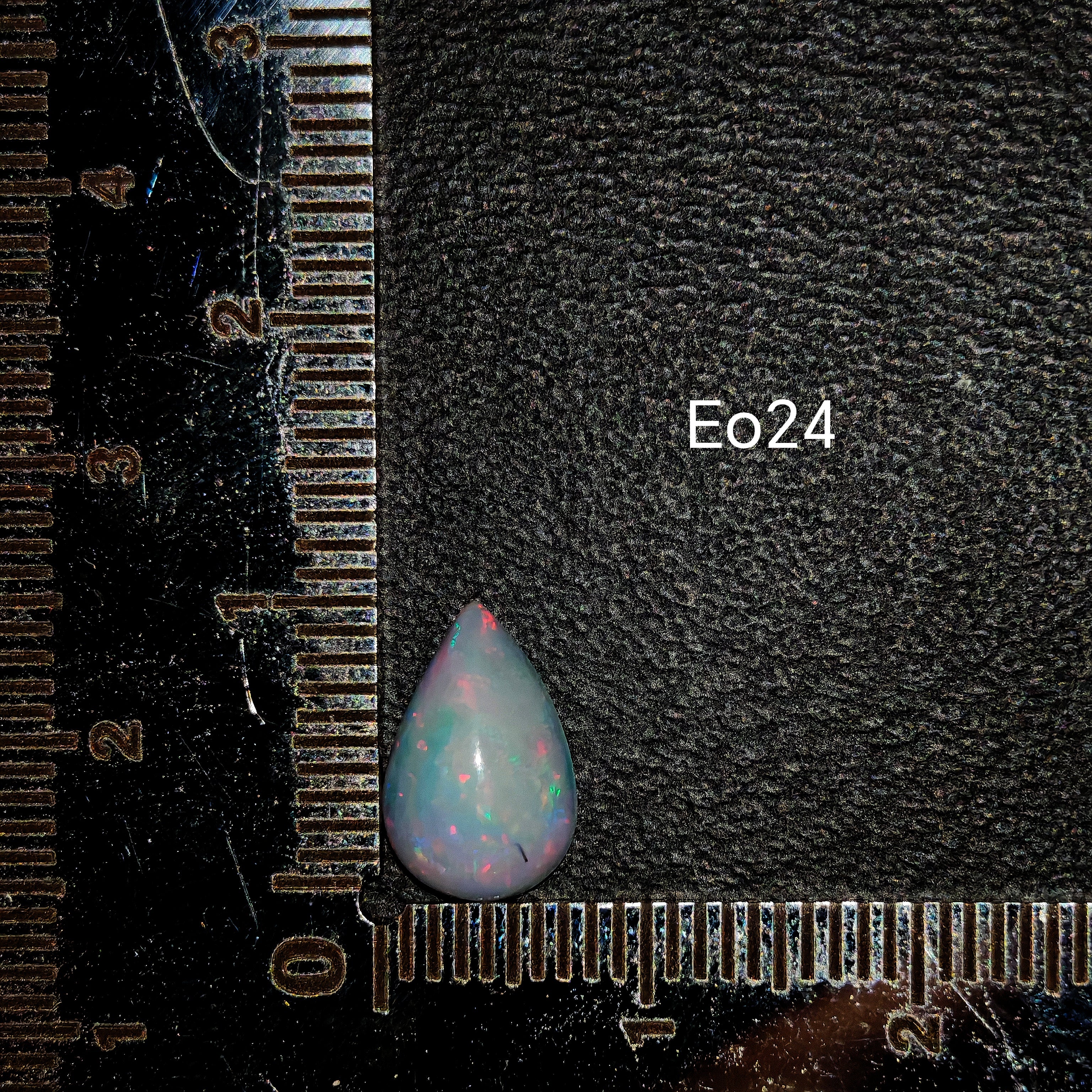 Ethiopian opal gemstone cabochon AAA – eo24 | YourCrystal
