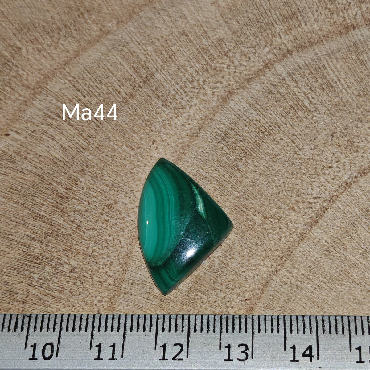 Malachit kaboson Ma44 – természetes malachit ásvány, egyedi darab