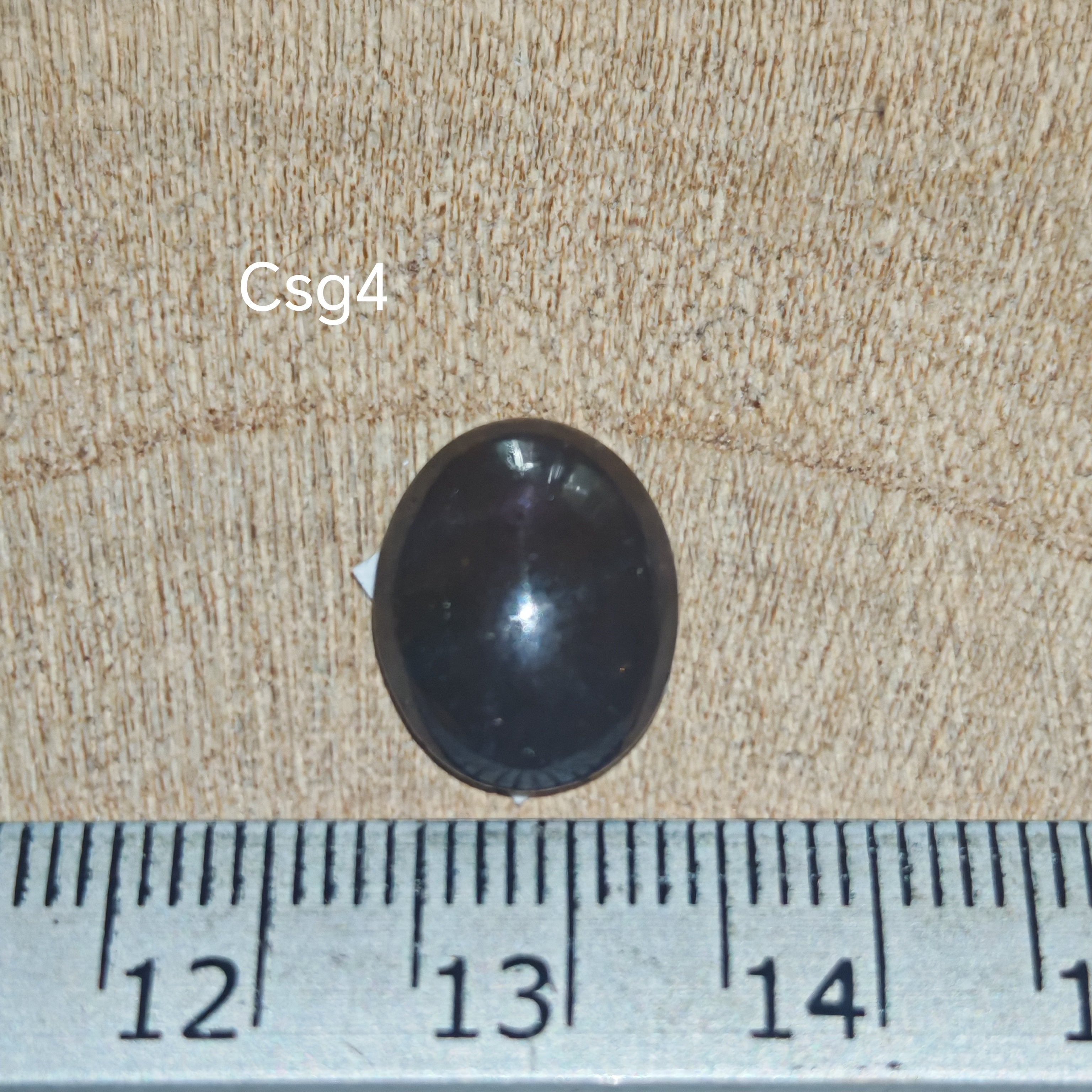 Star Garnet kabochon Csg4 – csillag gránát mérőszalaggal, méret referencia