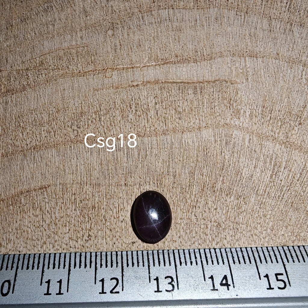 Star Garnet kabochon Csg18 – csillag gránát mérőszalaggal, méret referencia