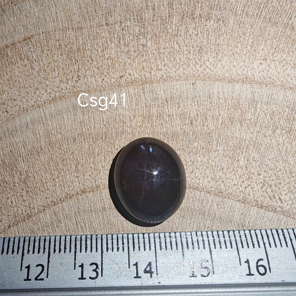 Star Garnet kabochon Csg41 – csillag gránát mérőszalaggal, méret referencia