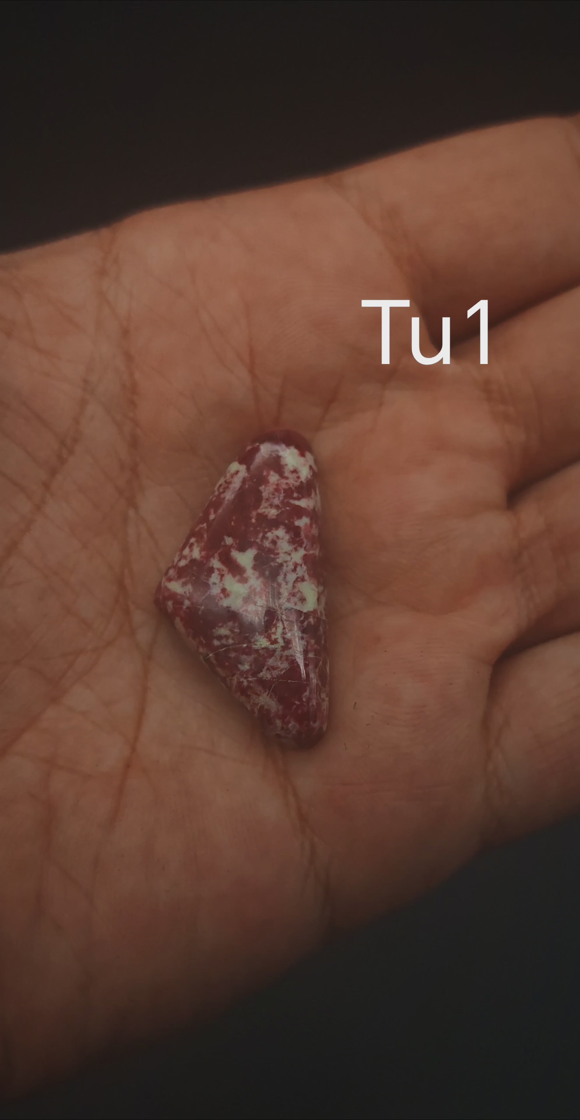 Thulite Cabochon - Tu1