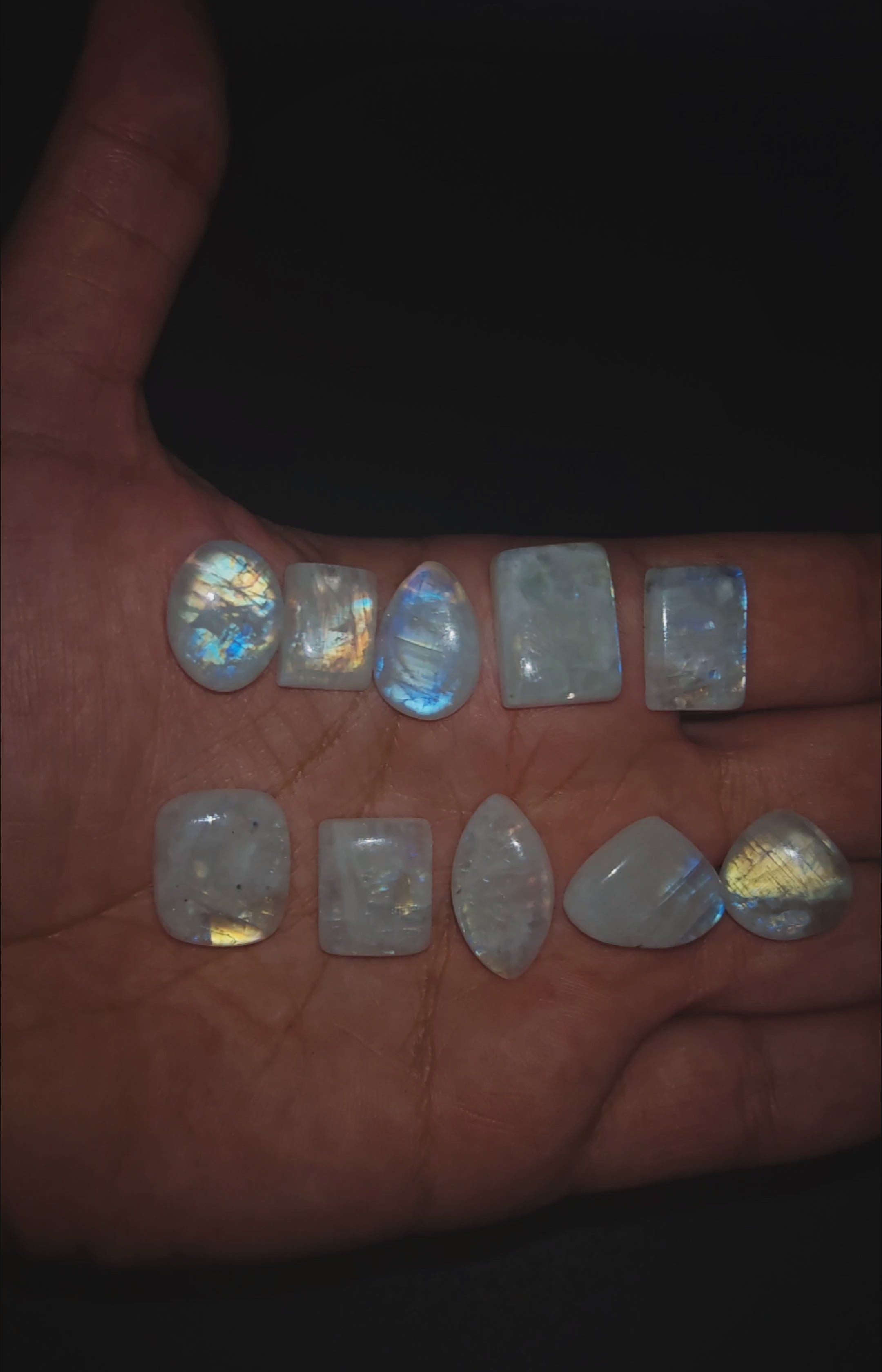 Rainbow Moonstone Cabochons 4600 Huf