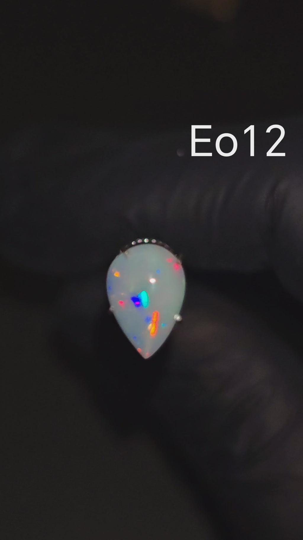 Ethiopian opal gemstone - eo12