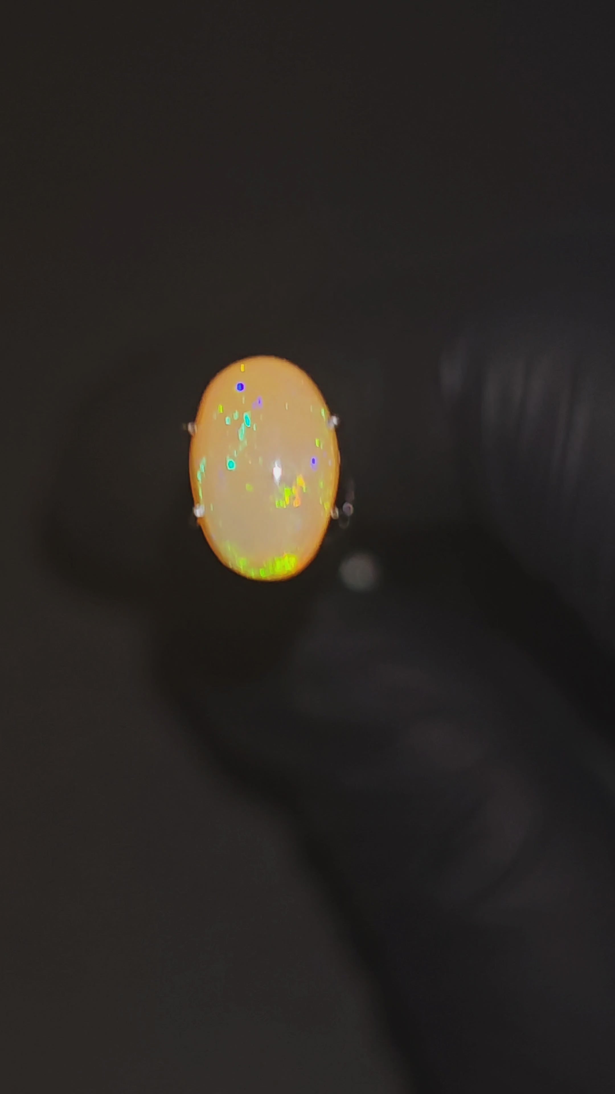 Ethiopian opal gemstone - eo2
