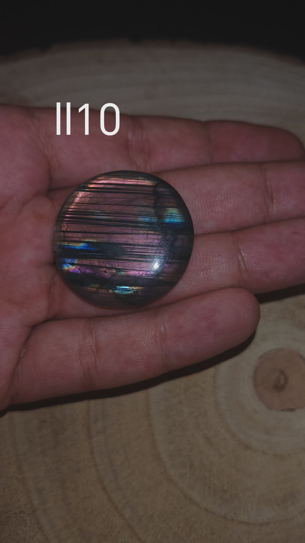 Lila labradorit kaboson - Ll10